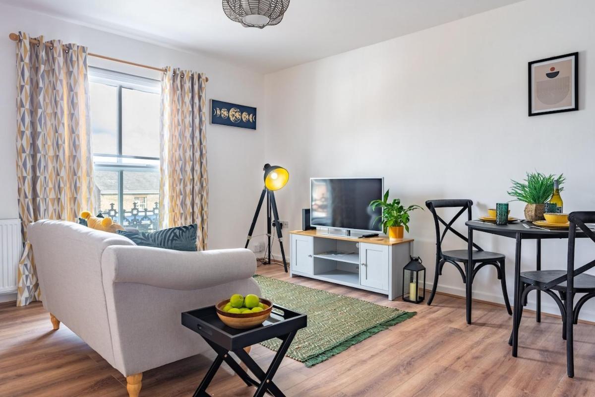 Swift Host Golden Triangle 2 Bed With Parking Apartment Norwich Exterior photo