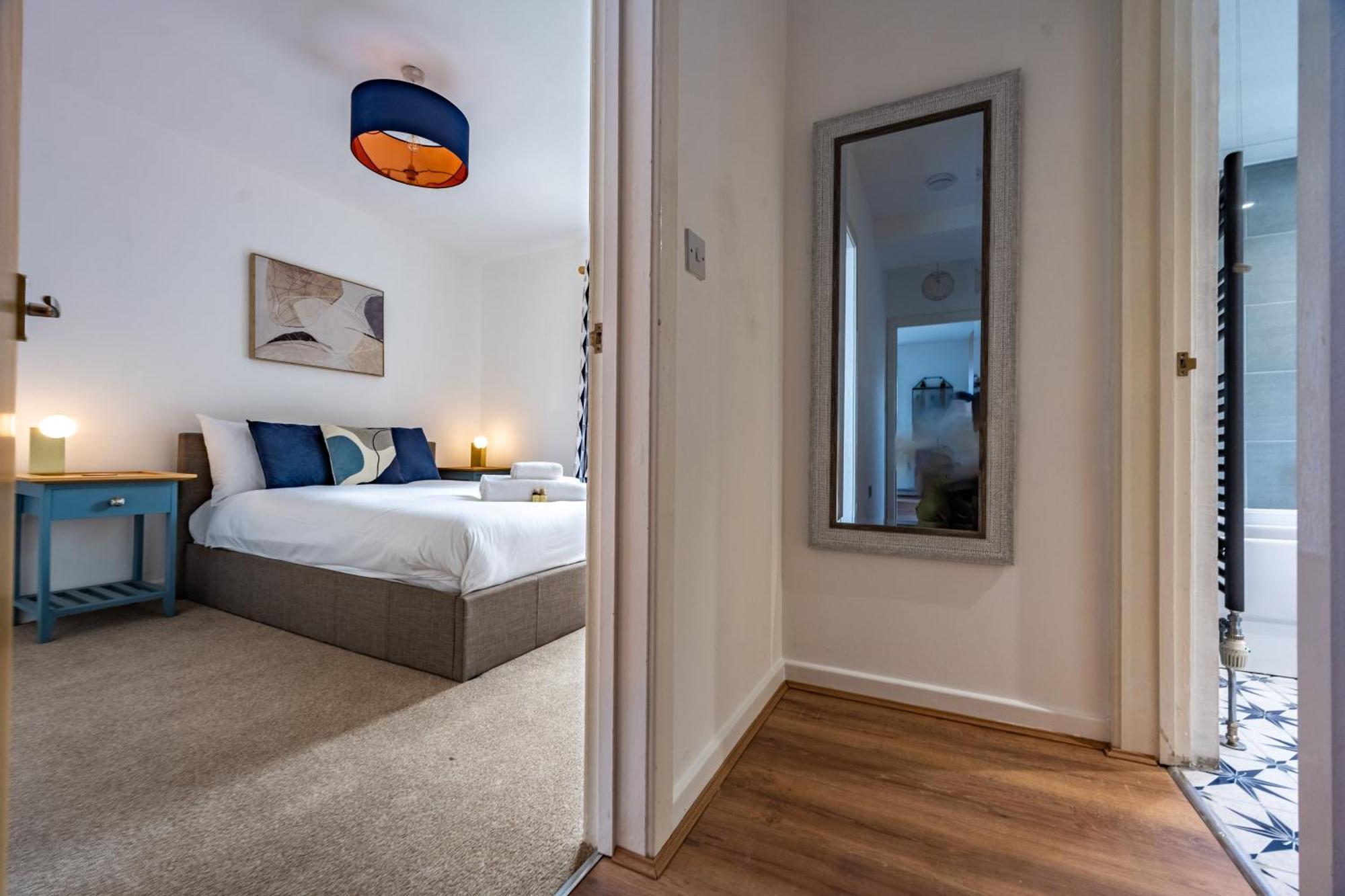 Swift Host Golden Triangle 2 Bed With Parking Apartment Norwich Exterior photo