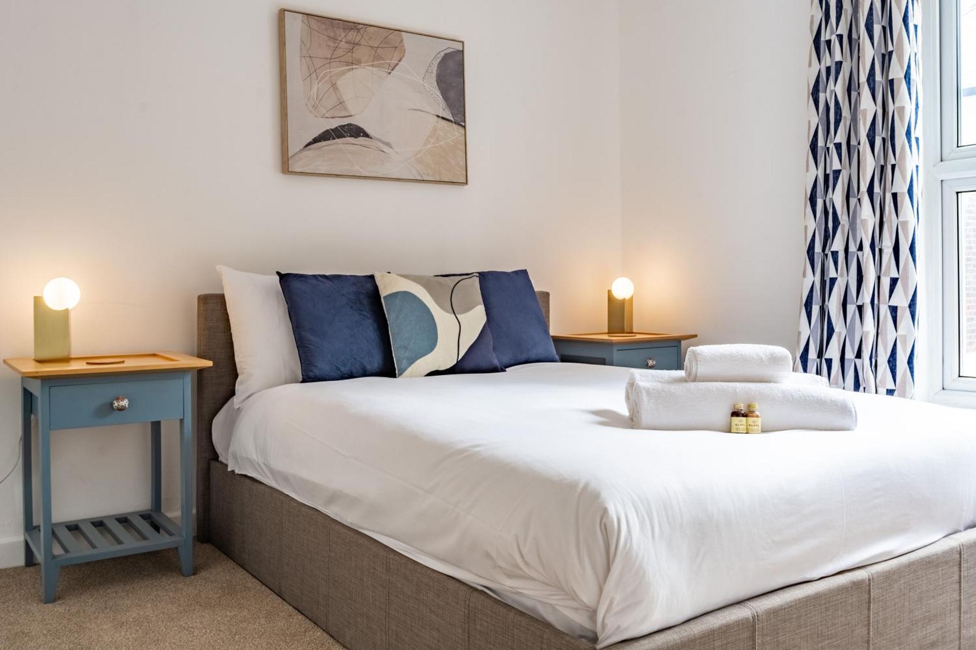 Swift Host Golden Triangle 2 Bed With Parking Apartment Norwich Exterior photo