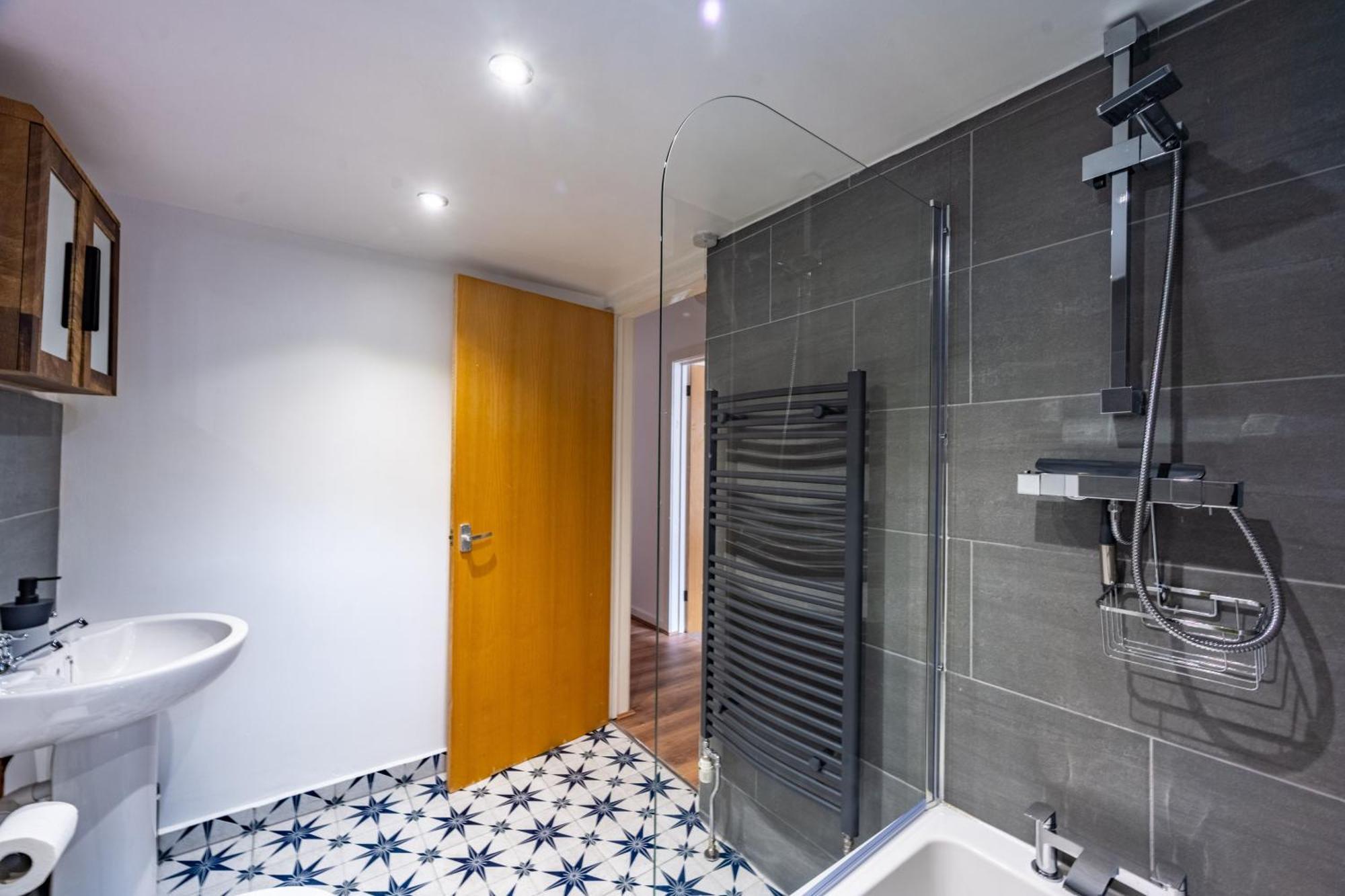 Swift Host Golden Triangle 2 Bed With Parking Apartment Norwich Exterior photo
